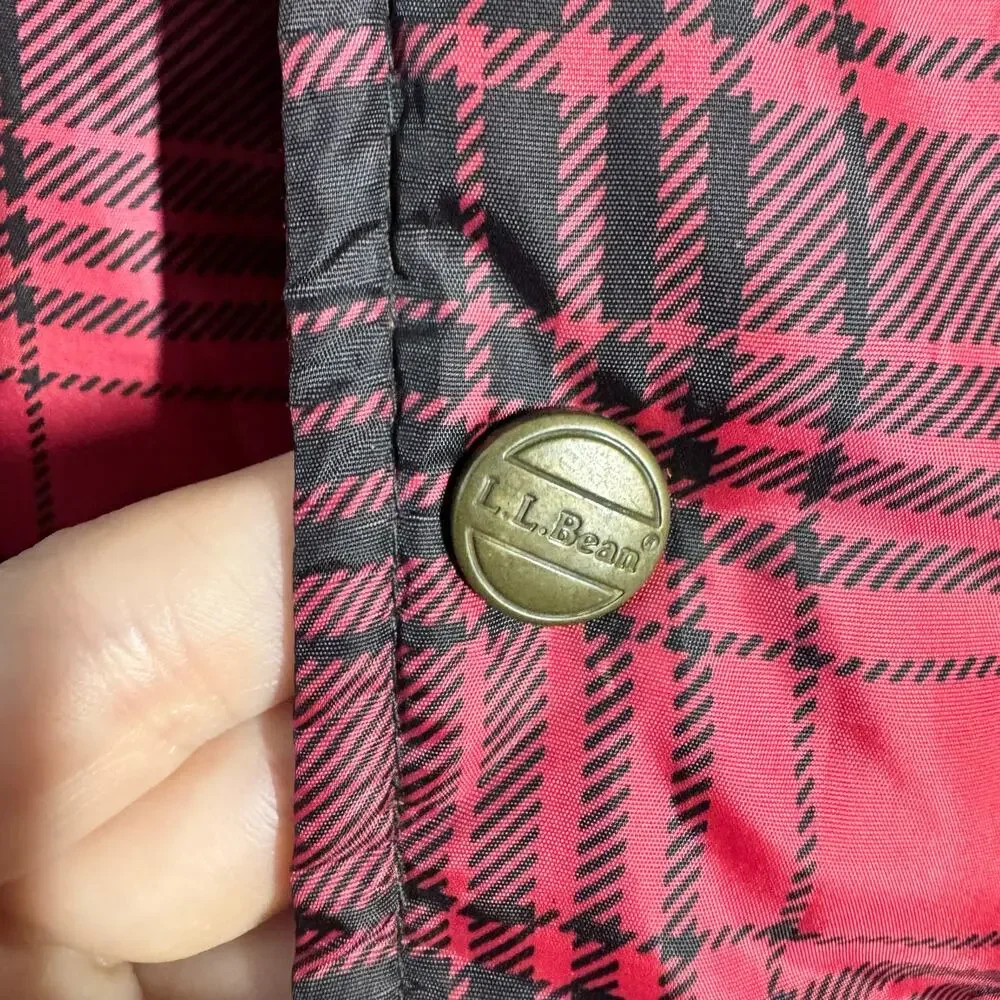 LL Bean Vest Mens‎ M Red Black Buffalo Plaid Snap Goose Down Vintage Insulated